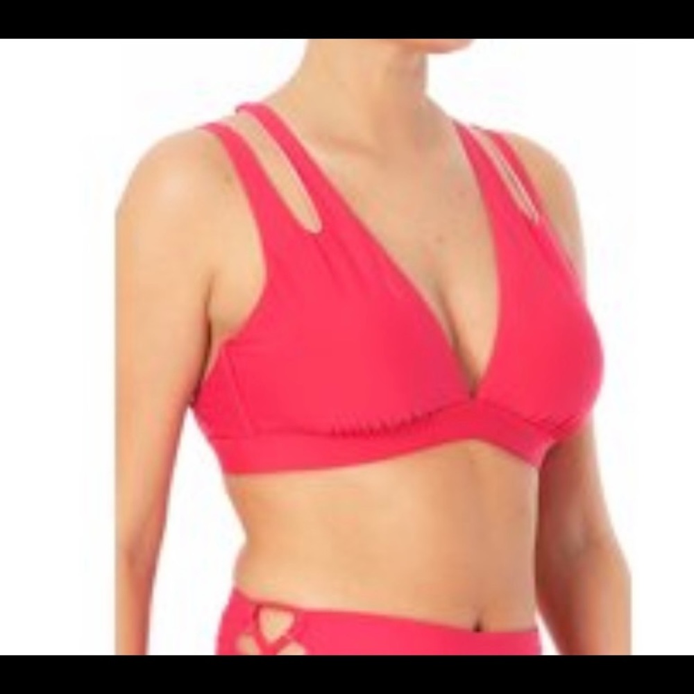 Brand new bikini top I’m size Medium